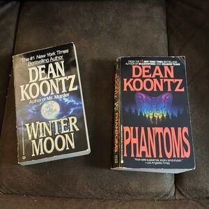 Dean Cuz, winter moon and phantoms